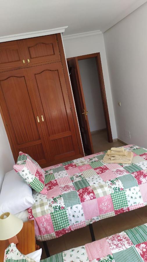 Homestay En Frente Del Puerto *